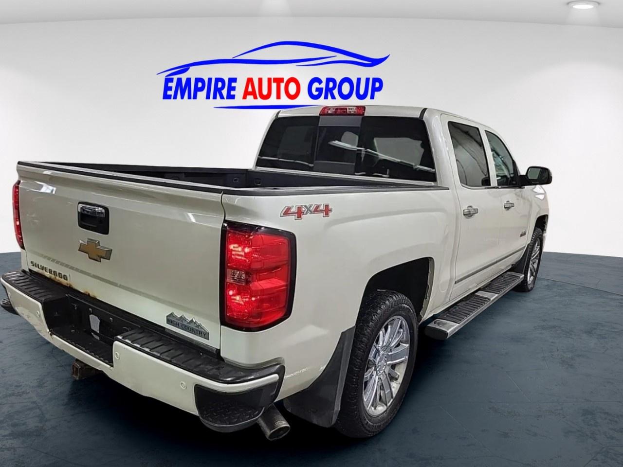 2015 Chevrolet Silverado HIGH COUNTRY CREW CAB Photo