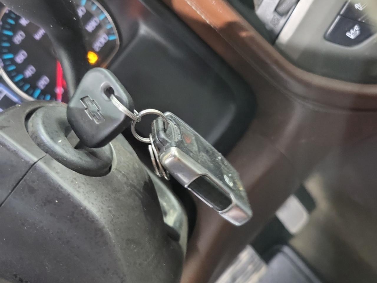 2015 Chevrolet Silverado HIGH COUNTRY CREW CAB Photo