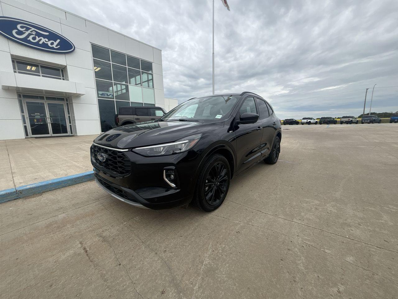 Used 2023 Ford Escape ST-Line Elite AWD for sale in Wainwright, AB