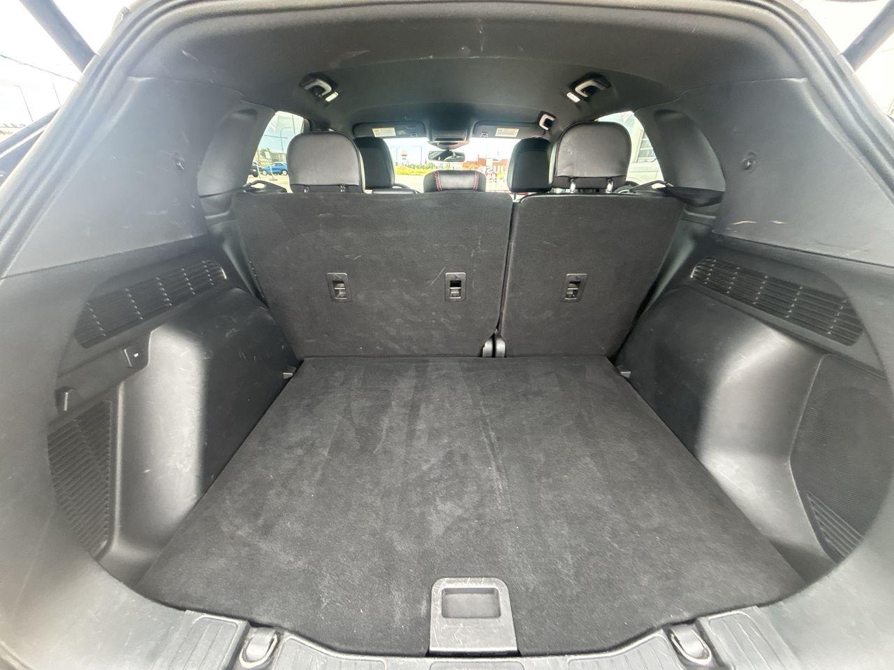 2023 Ford Escape ST-Line Elite AWD Photo5
