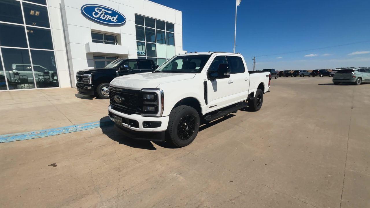 2026 Ford F-350 Super Duty SRW LARIAT 4WD CREW CAB 6.75' BOX Photo5