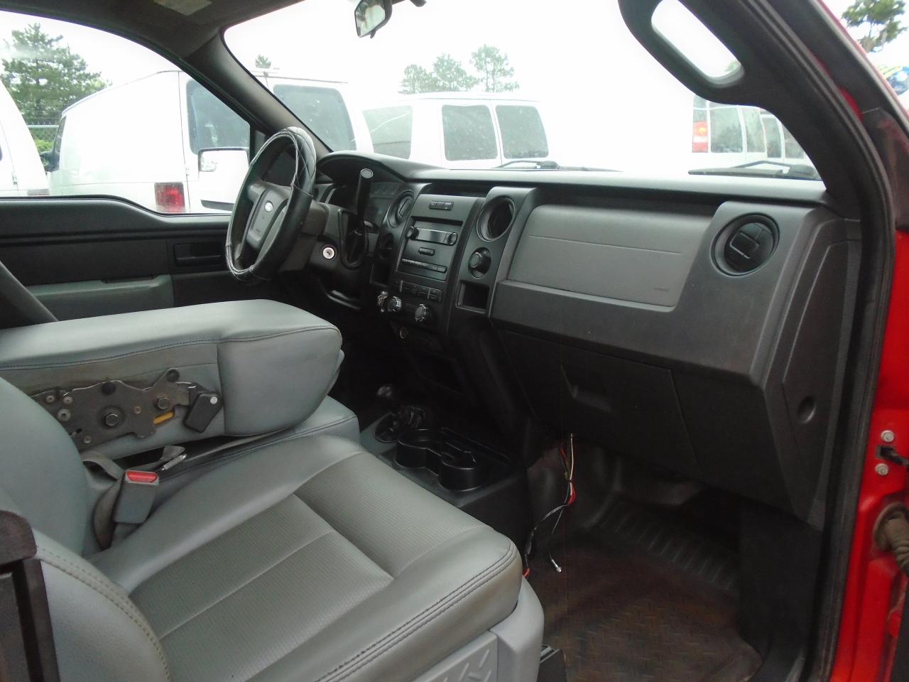 2011 Ford F-150 4WD SuperCab 145  XL - Photo #15