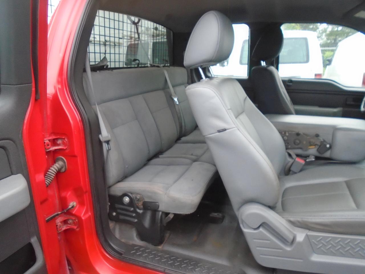 2011 Ford F-150 4WD SuperCab 145  XL - Photo #18