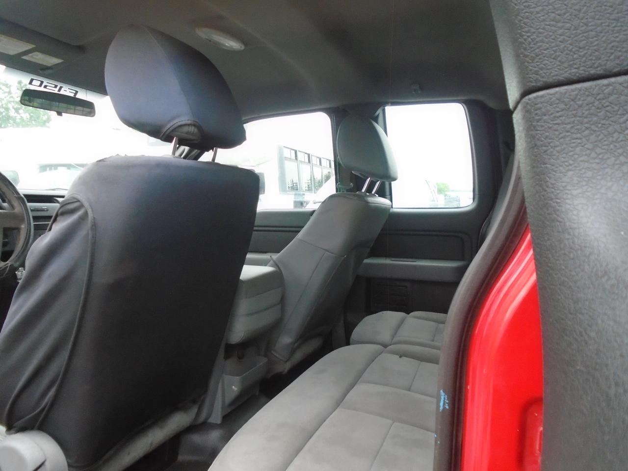 2011 Ford F-150 4WD SuperCab 145  XL - Photo #21