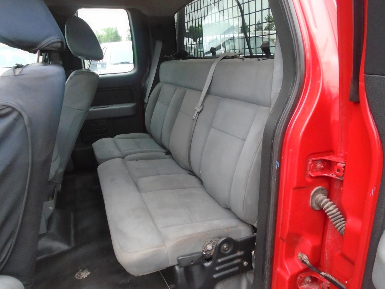 2011 Ford F-150 4WD SuperCab 145  XL - Photo #22