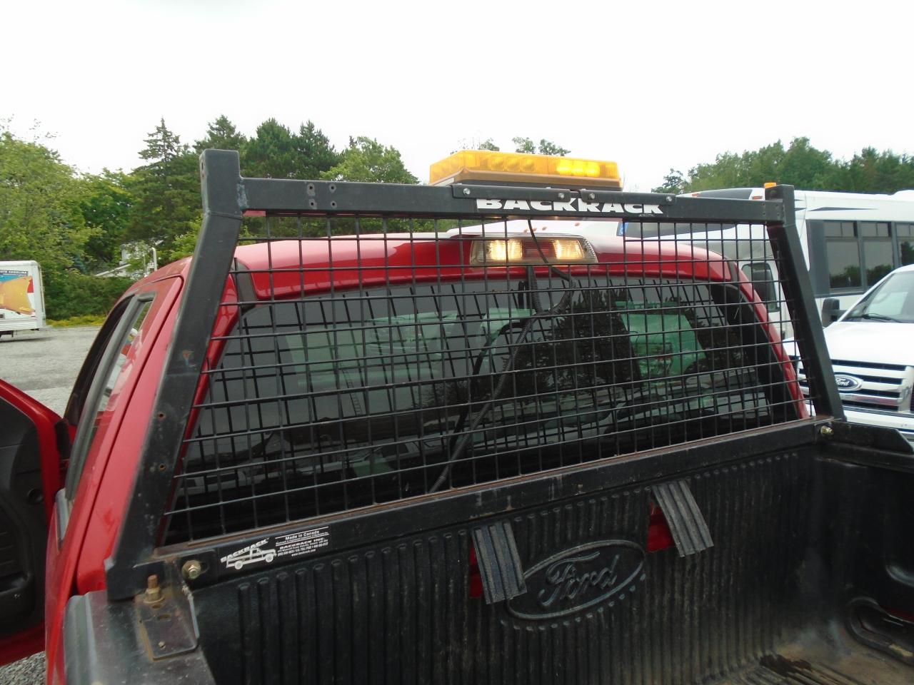 2011 Ford F-150 4WD SuperCab 145  XL - Photo #24