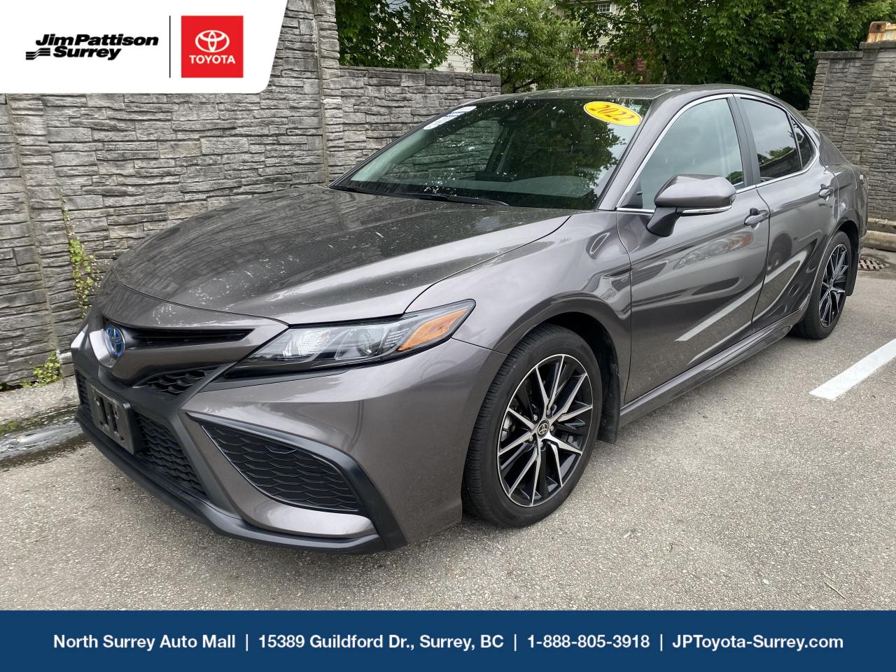 Used 2022 Toyota Camry HYBRID SE for sale in Surrey, BC