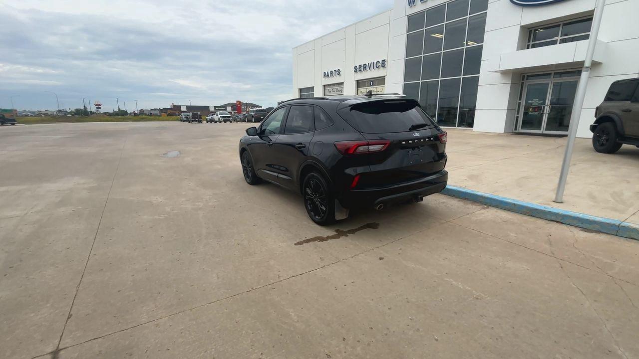 2023 Ford Escape ST-Line Elite AWD Photo5