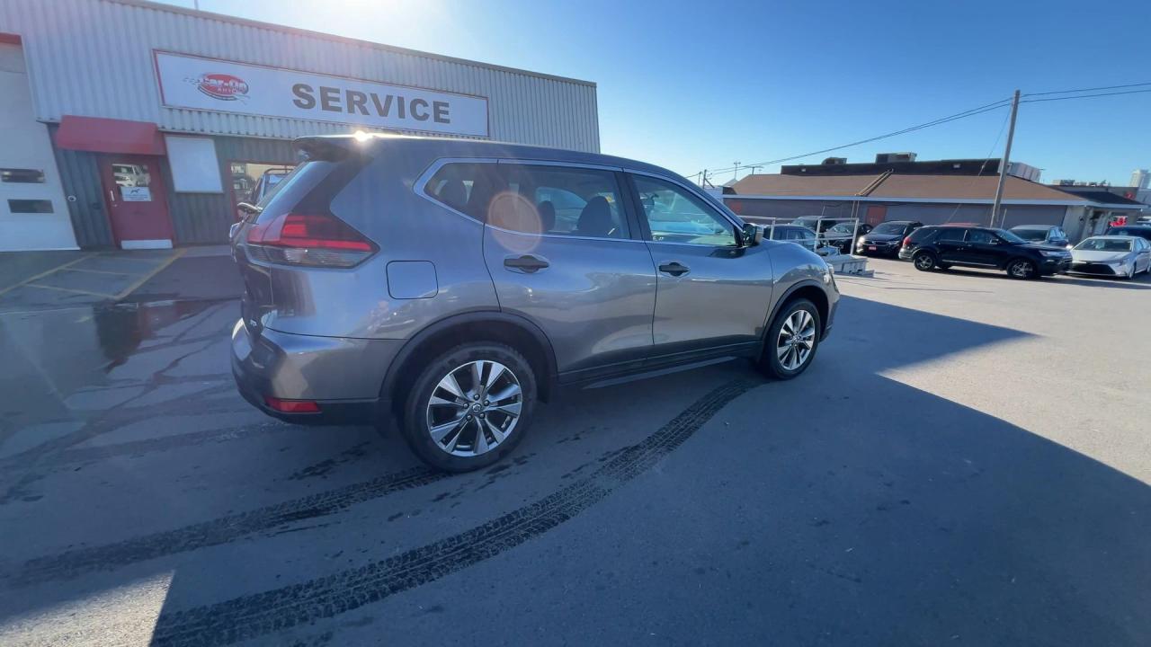2017 Nissan Rogue AWD | LOW KMS!! | HEATED SEATS | REAR CAM | A/C Photo