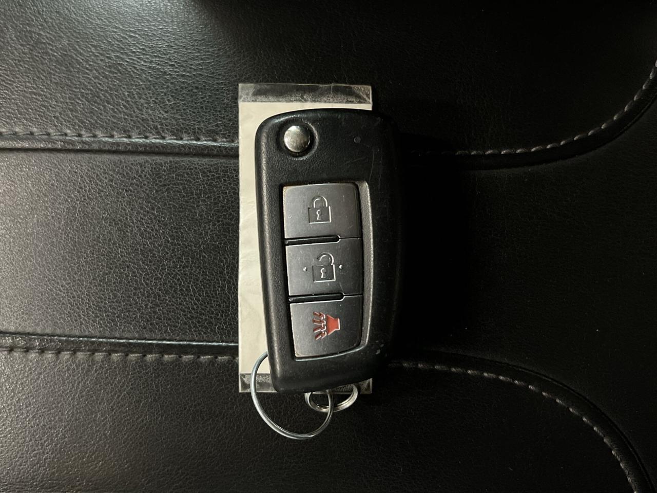 2017 Nissan Rogue AWD | LOW KMS!! | HEATED SEATS | REAR CAM | A/C Photo