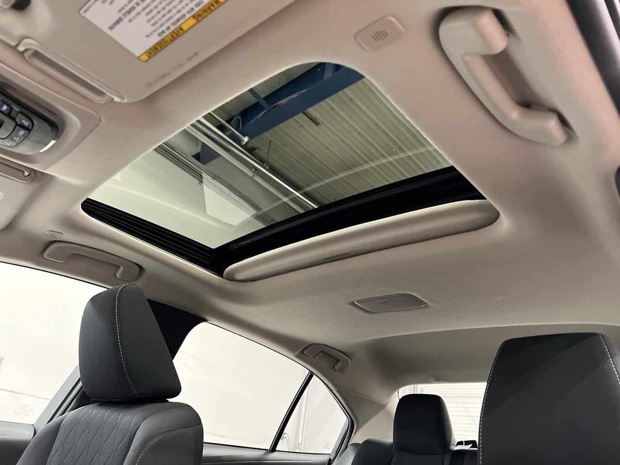 2023 Toyota Corolla LE PREMIUM | SUNROOF | HTD SEATS | ALLOYS|CARPLAY Photo