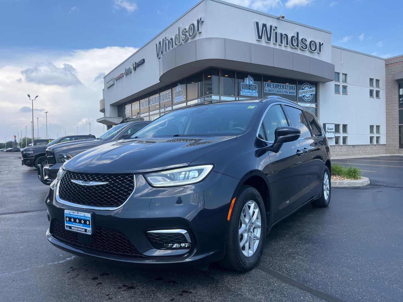 Used 2021 Chrysler Pacifica NAV / ADVANCED SAFETY SYSTEMS / HTD SEATS & WHEEL for sale in Windsor, ON