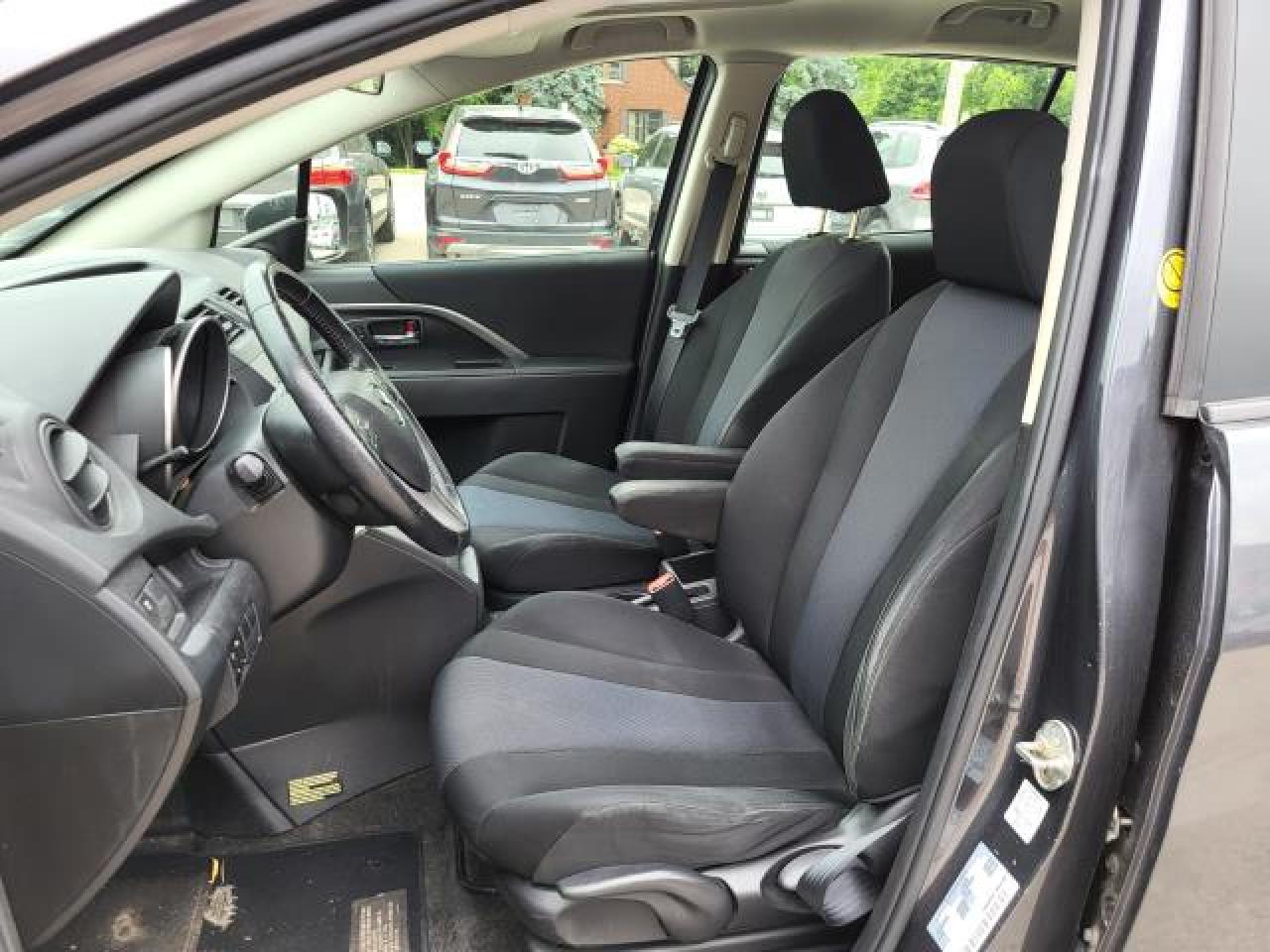2014 Mazda MAZDA5 Grand Touring Photo9