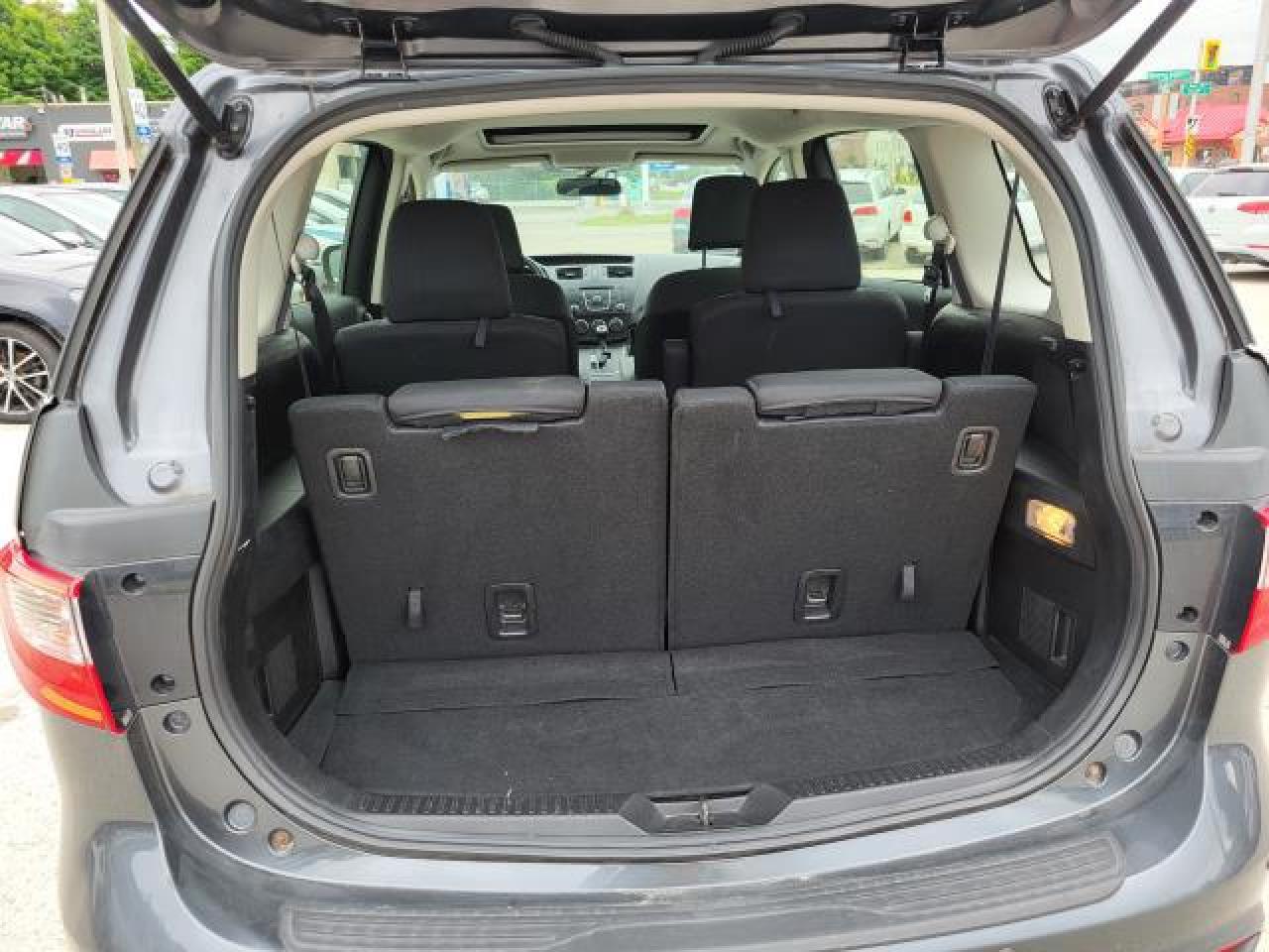 2014 Mazda MAZDA5 Grand Touring Photo17