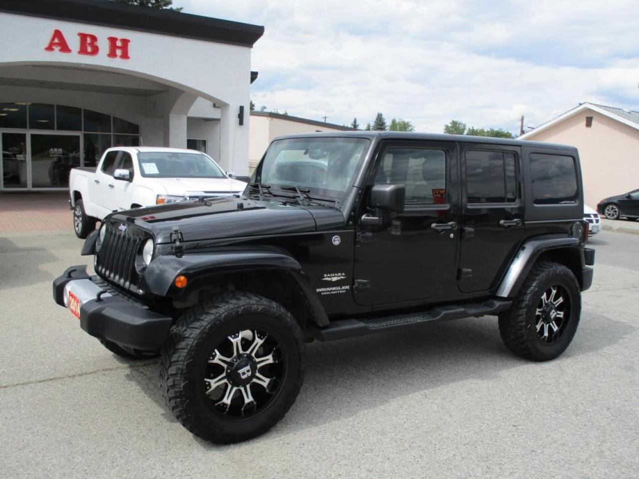 2014 Jeep Wrangler Unlimited Sahara 4WD
