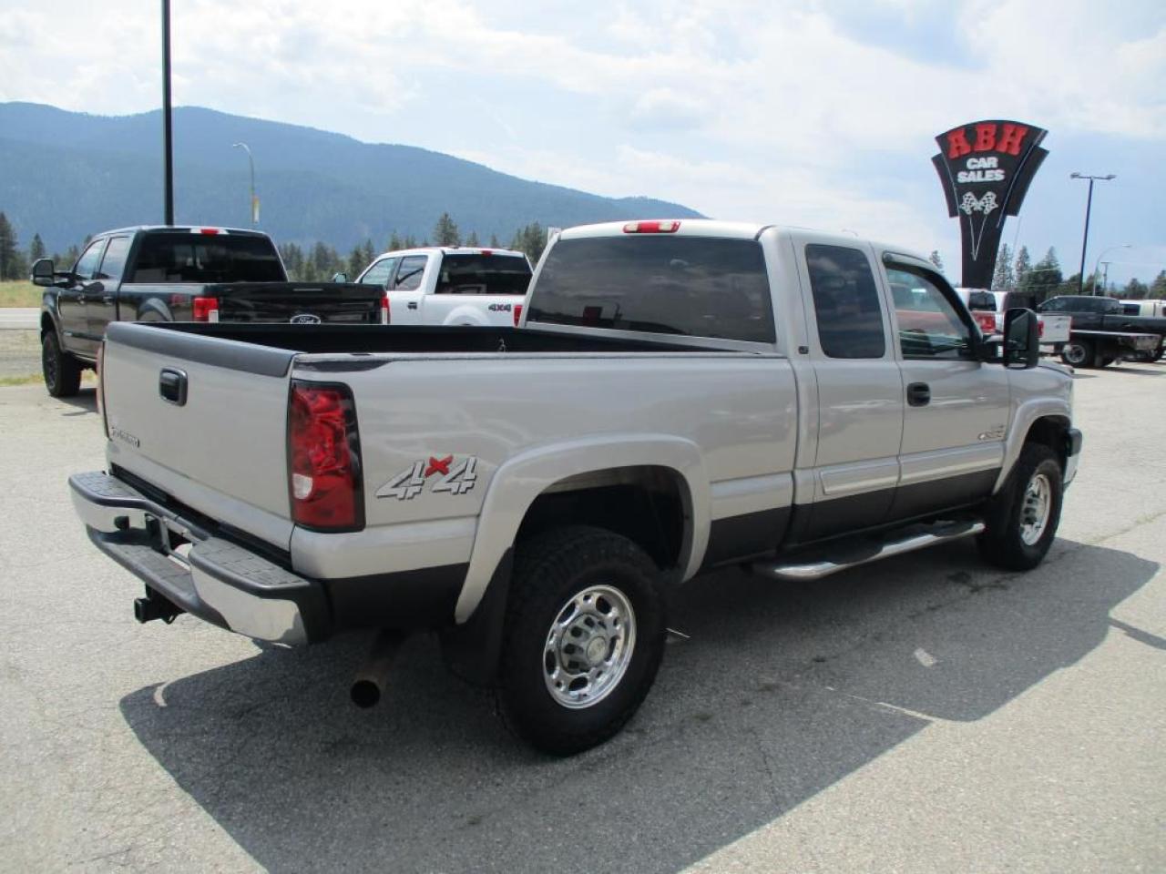 2006 Chevrolet Silverado 2500 HD LT EXT  DURAMAX 4X4 Photo4