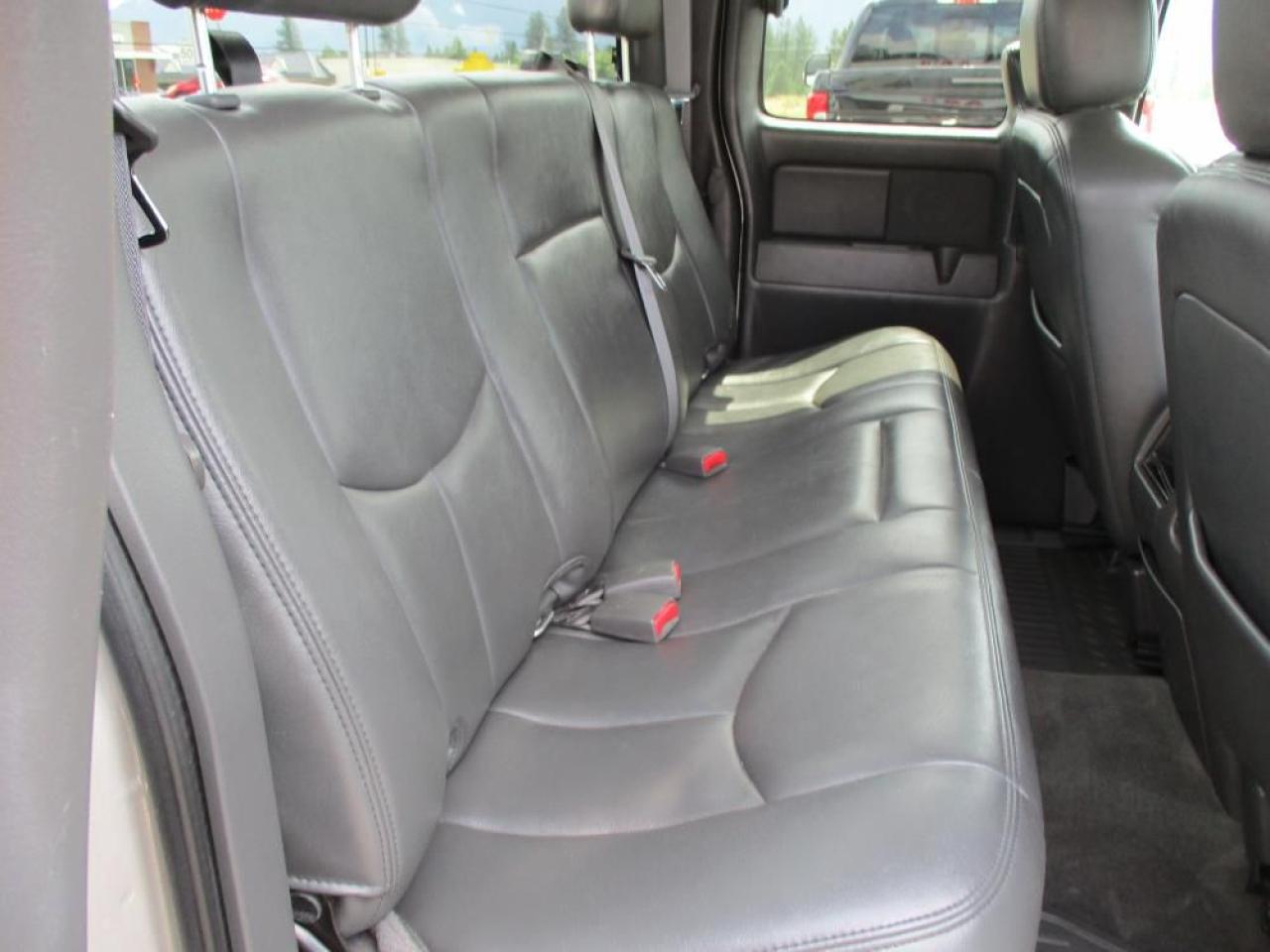2006 Chevrolet Silverado 2500 HD LT EXT  DURAMAX 4X4 Photo14