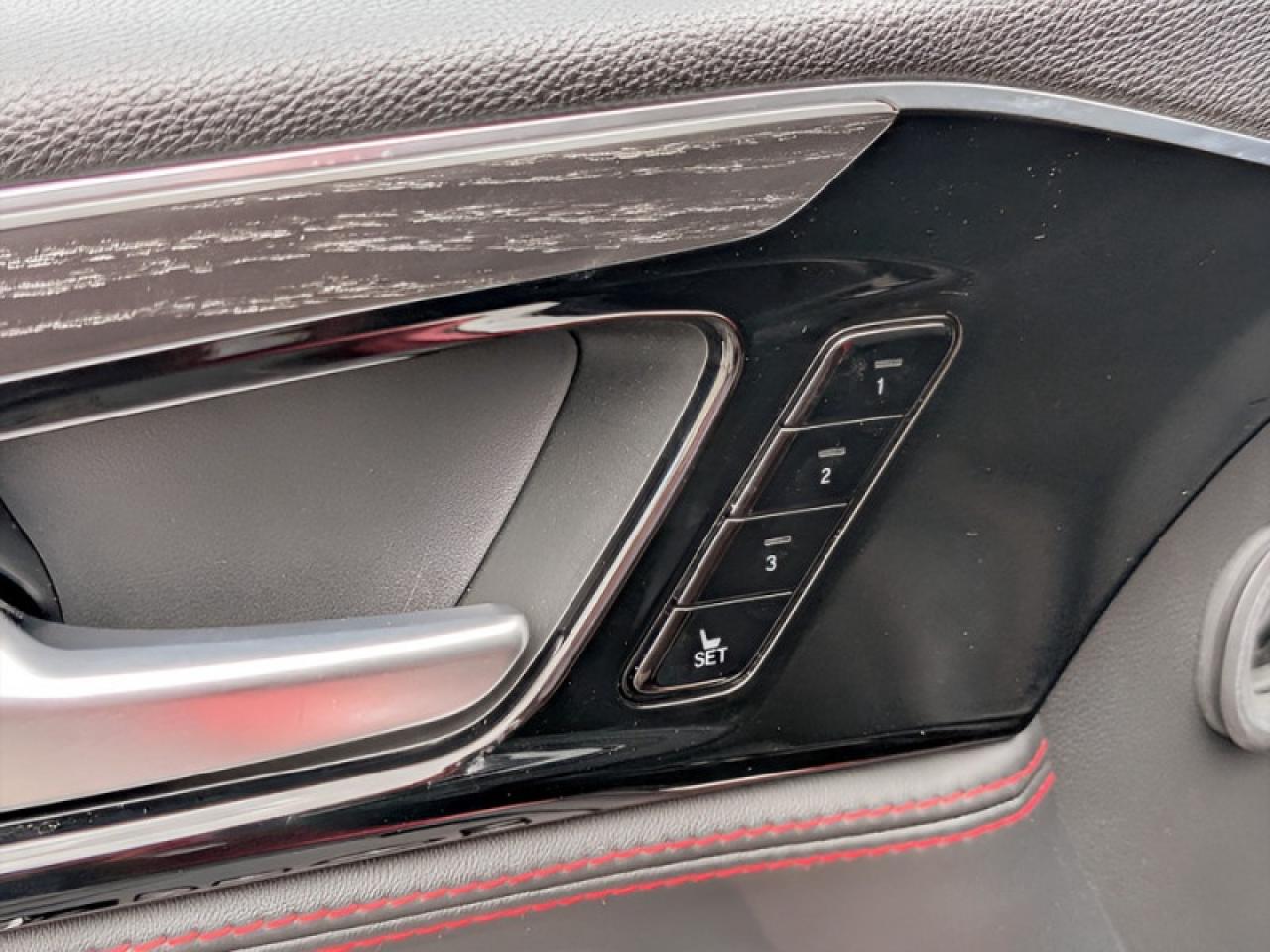 2022 Acura MDX Type S Ultra  **BRAND NEW BRIDGESTONE TIRES !!!** Photo