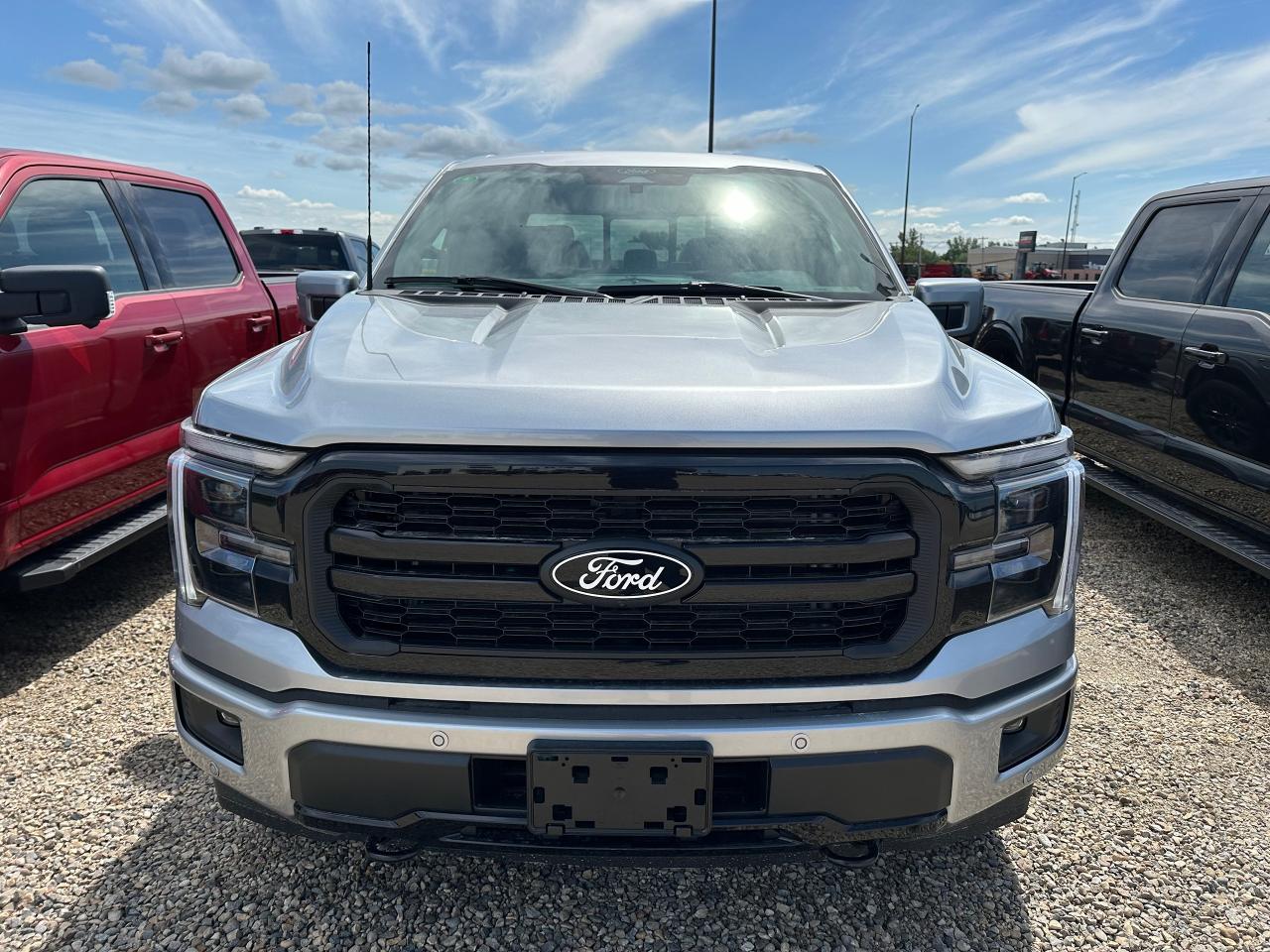 2025 Ford F-150 LARIAT 4WD SuperCrew 5.5' Box 501A Photo1