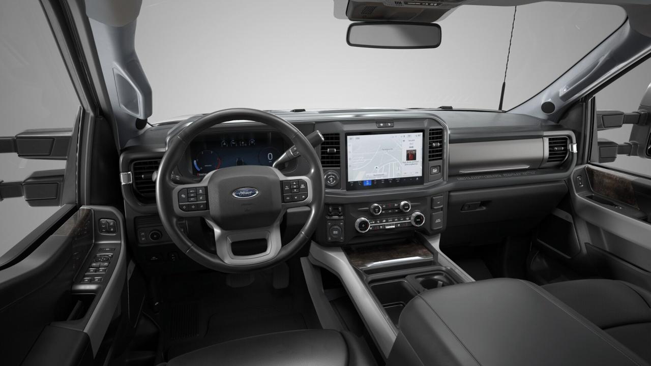2026 Ford F-350 Super Duty SRW Lariat Photo5