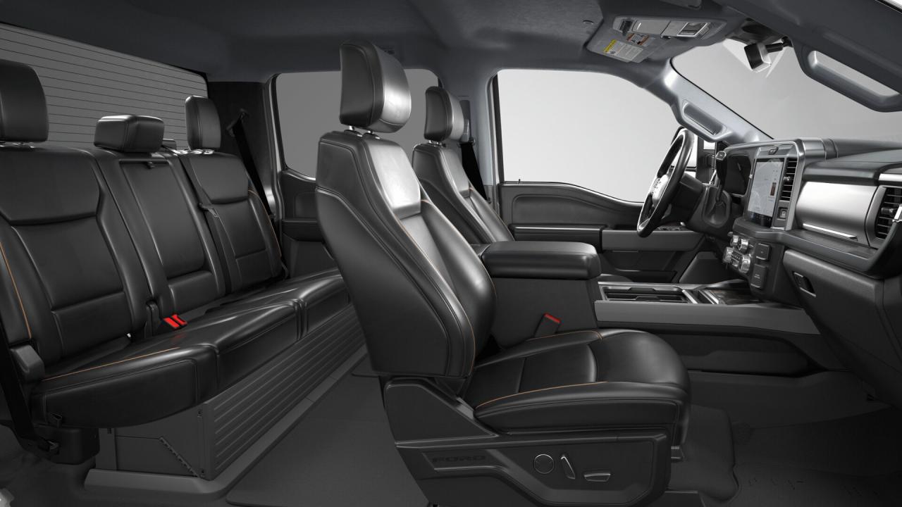 2026 Ford F-350 Super Duty SRW Lariat Photo5
