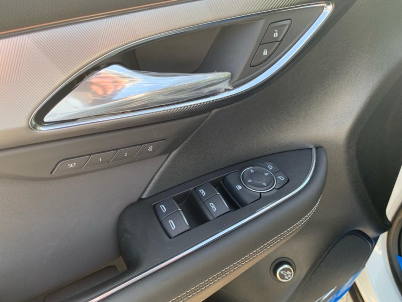 2025 Buick Envision Sport Touring  - Leather Seats Photo