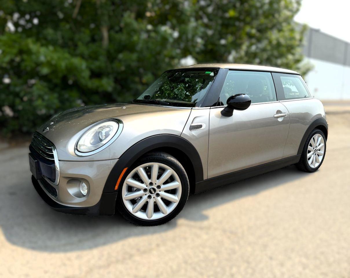 Used 2017 MINI Cooper Hardtop 3 Door Hatchback for sale in Calgary, AB