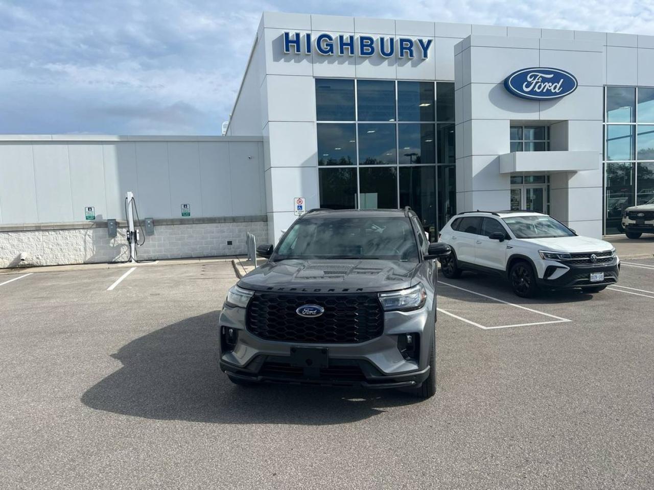 New 2025 Ford Explorer ST-Line for sale in London, ON