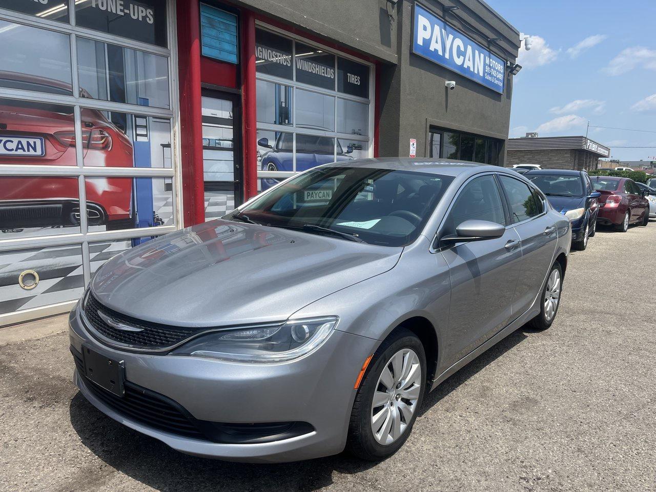 2016 Chrysler 200 LX