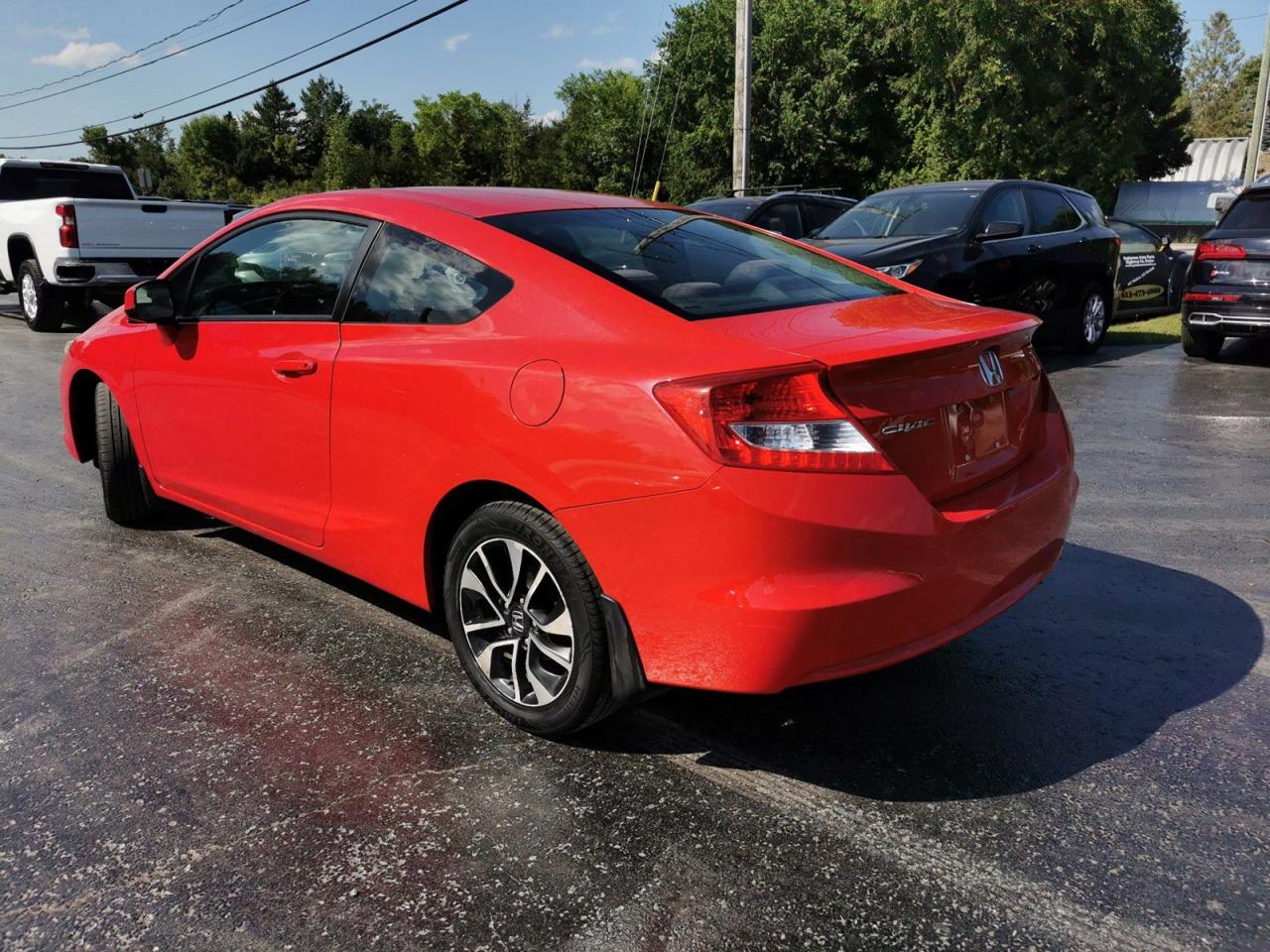 2013 Honda Civic LX - Photo #3