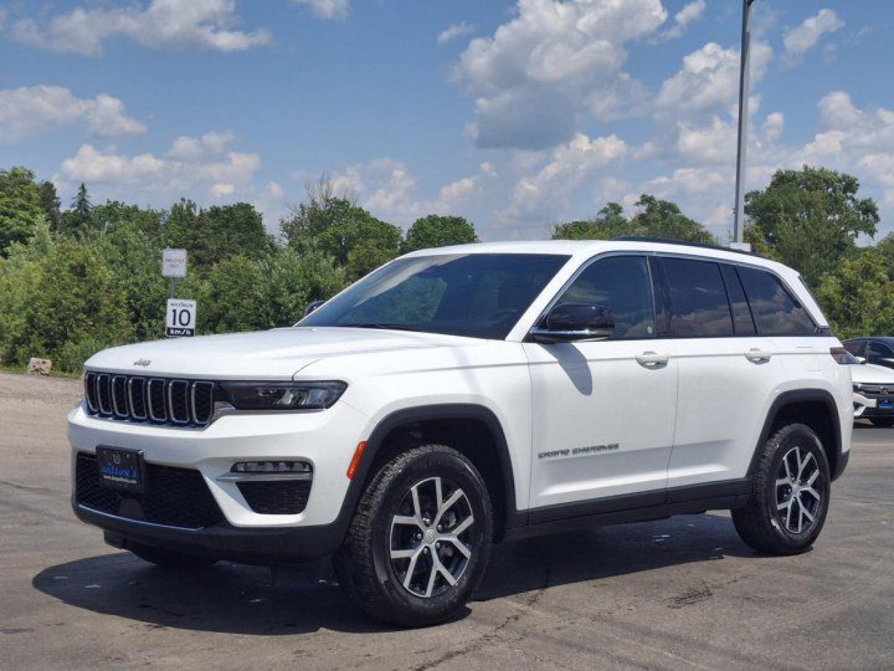 Used 2024 Jeep Grand Cherokee Limited 4x4 | Leather | Heated Seats + Steering | Power Liftgate | Remote Start | and More ! for sale in Guelph, ON