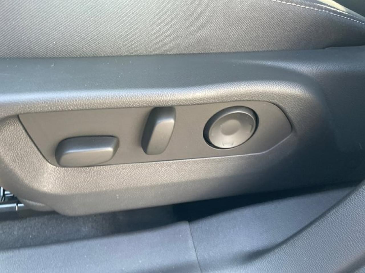 12692685