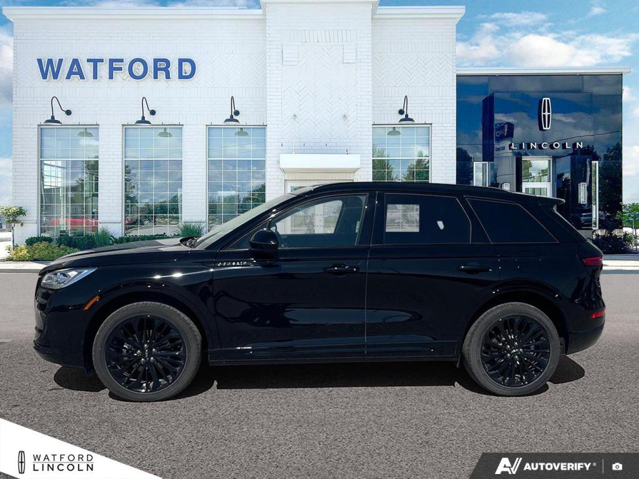 2025 Lincoln Corsair Reserve Photo2