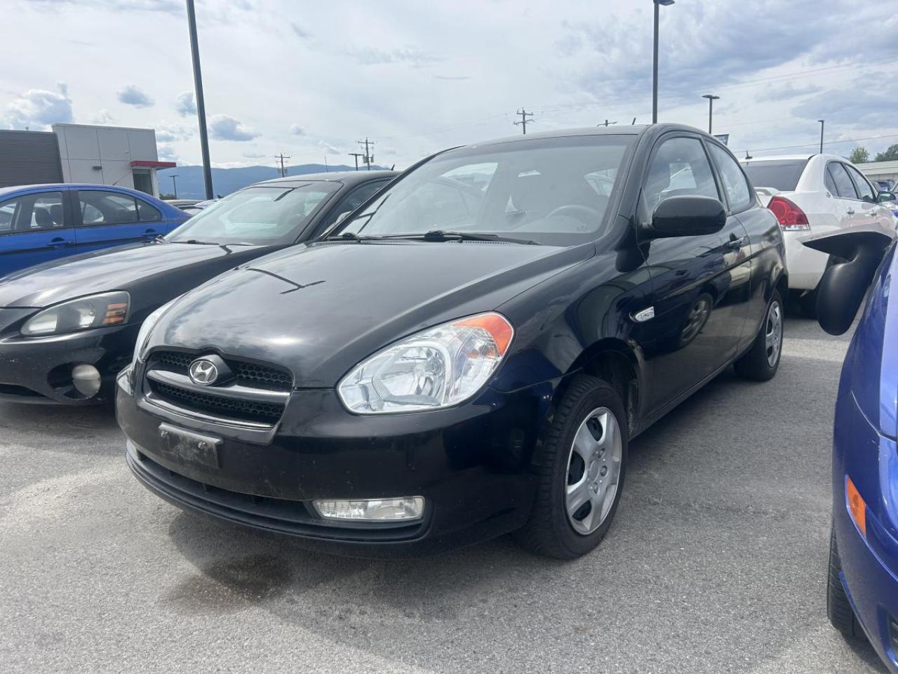 Used 2011 Hyundai Accent L SPORT for sale in Kelowna, BC