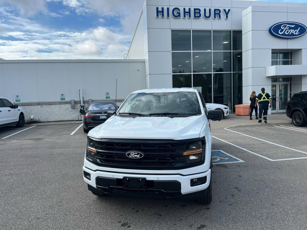 New 2025 Ford F-150 XLT for sale in London, ON