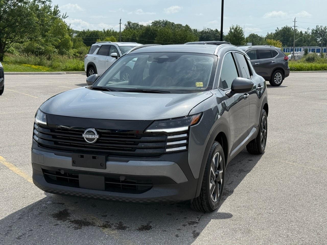 2025 Nissan Kicks SV AWD Photo