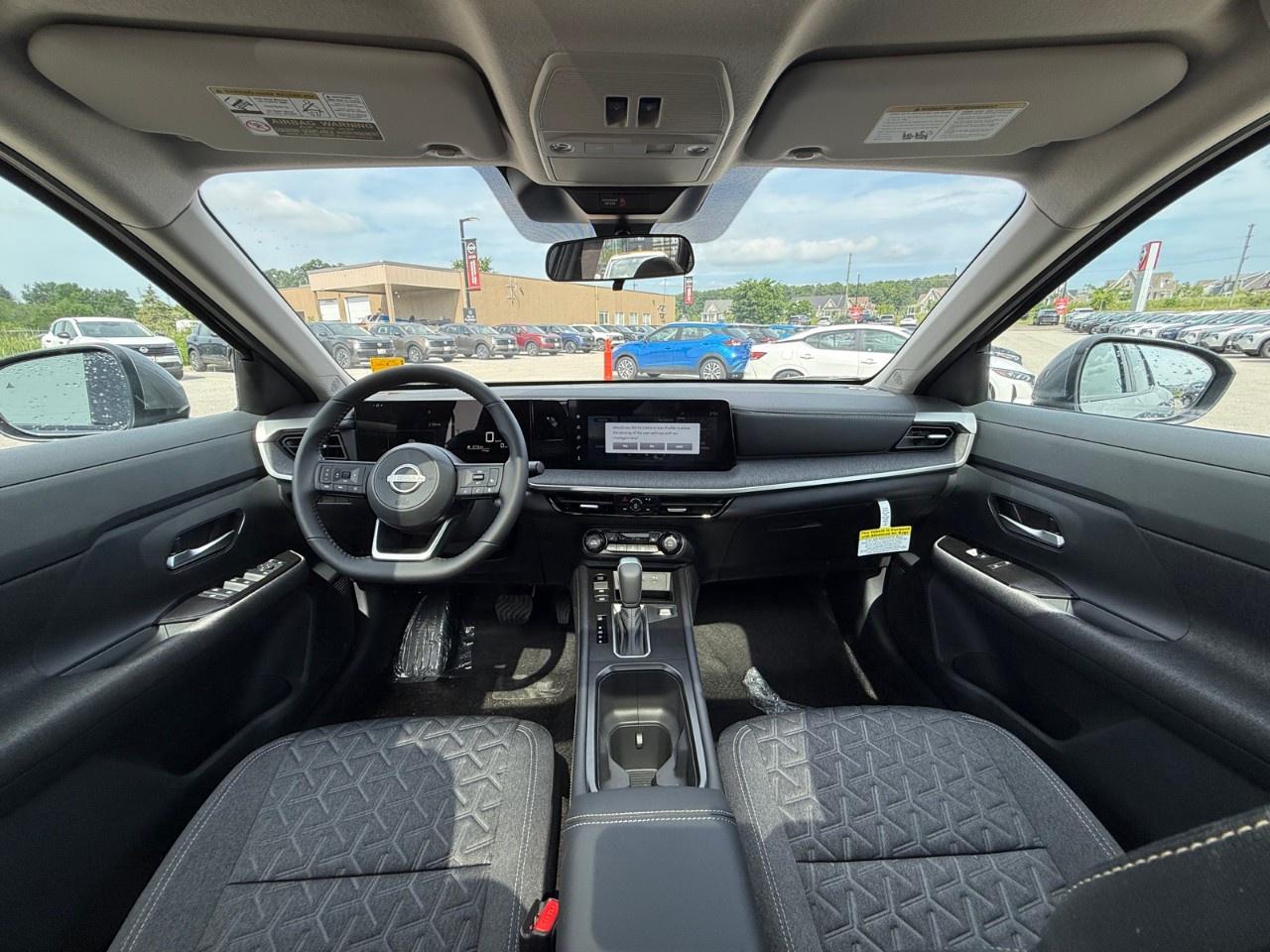 2025 Nissan Kicks SV AWD Photo