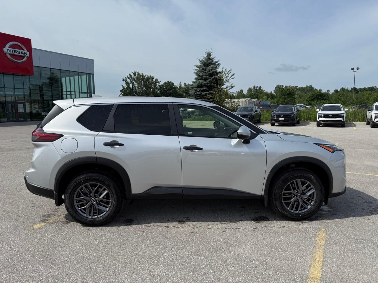 2025 Nissan Rogue AWD S Photo