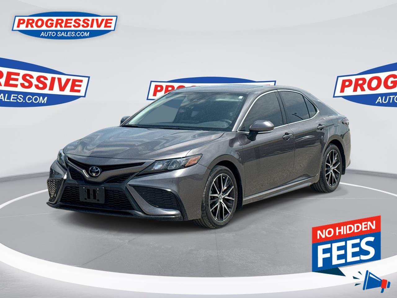 Used 2024 Toyota Camry SE - Heated Seats -  Apple Carplay for sale in Sarnia, ON