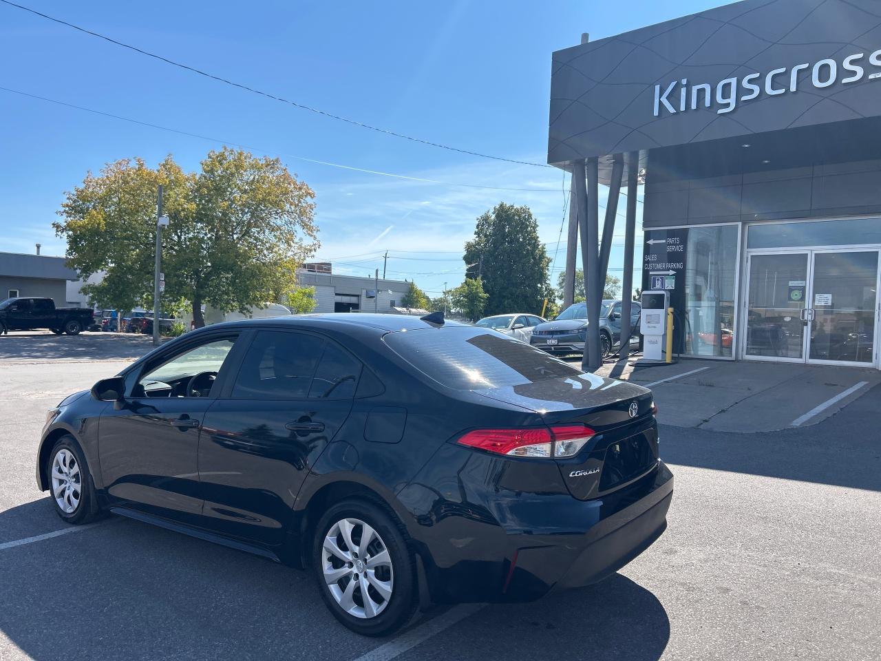 2023 Toyota Corolla LE CVT Photo
