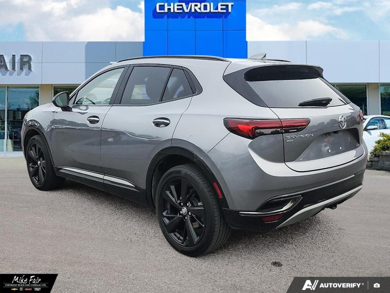 2022 Buick Envision Essence AWD,moonroof,safety alert seat,heated front seats/outside mirrors/steering wheel,memory settings Photo3