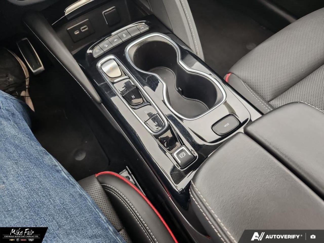 2022 Buick Envision Essence AWD,moonroof,safety alert seat,heated front seats/outside mirrors/steering wheel,memory settings Photo