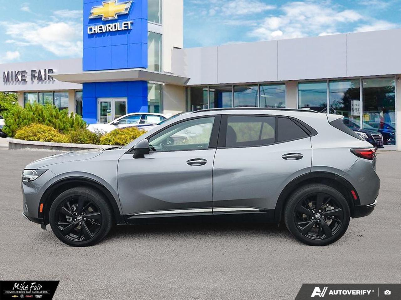 2022 Buick Envision Essence AWD,moonroof,safety alert seat,heated front seats/outside mirrors/steering wheel,memory settings Photo