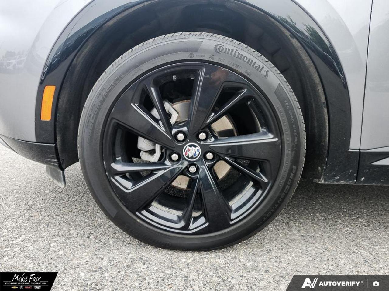 2022 Buick Envision Essence AWD,moonroof,safety alert seat,heated front seats/outside mirrors/steering wheel,memory settings Photo