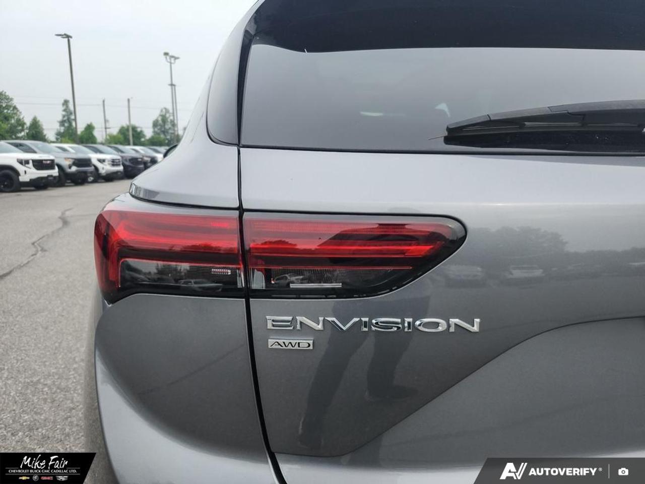 2022 Buick Envision Essence AWD,moonroof,safety alert seat,heated front seats/outside mirrors/steering wheel,memory settings Photo