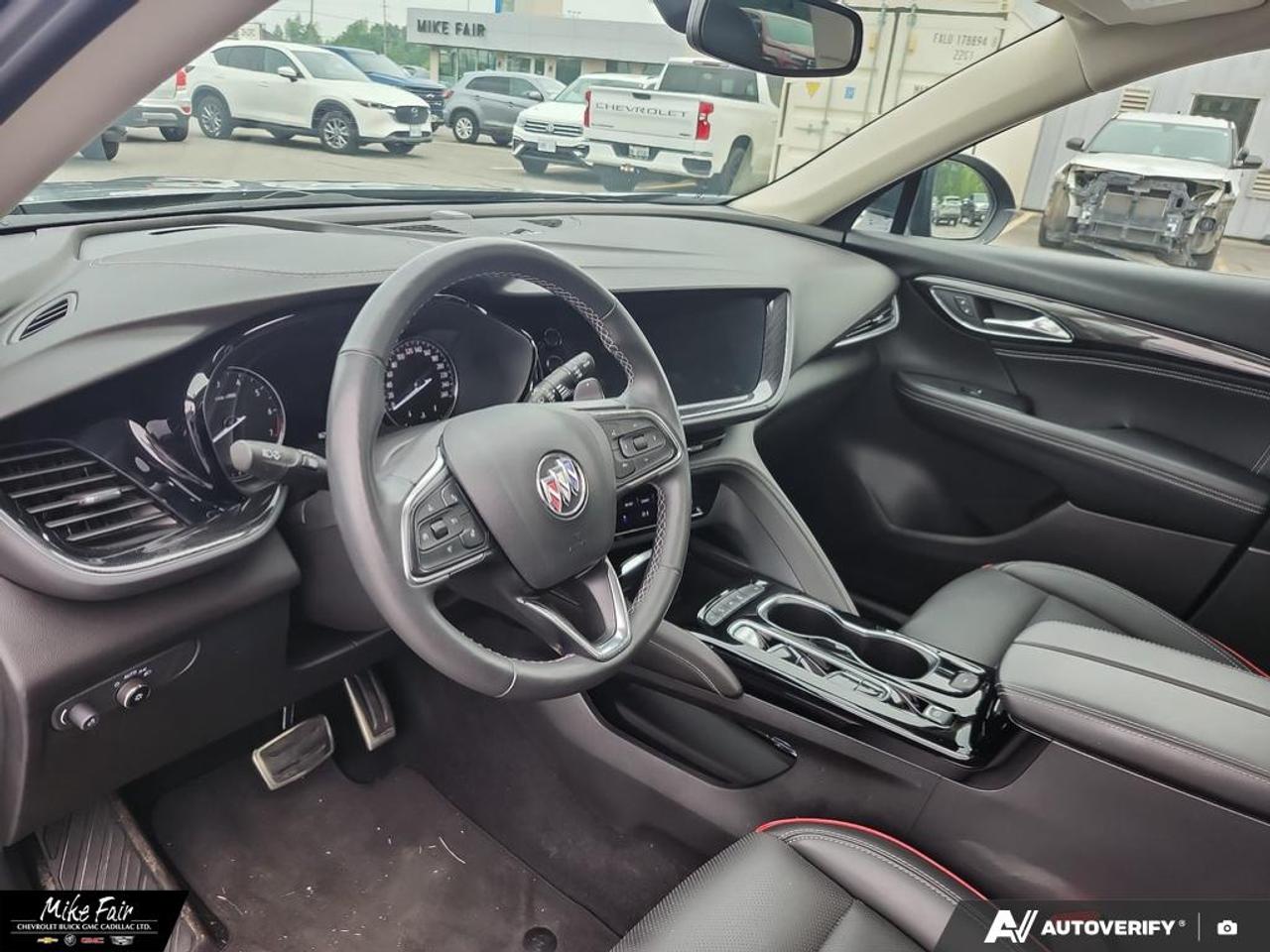 2022 Buick Envision Essence AWD,moonroof,safety alert seat,heated front seats/outside mirrors/steering wheel,memory settings Photo