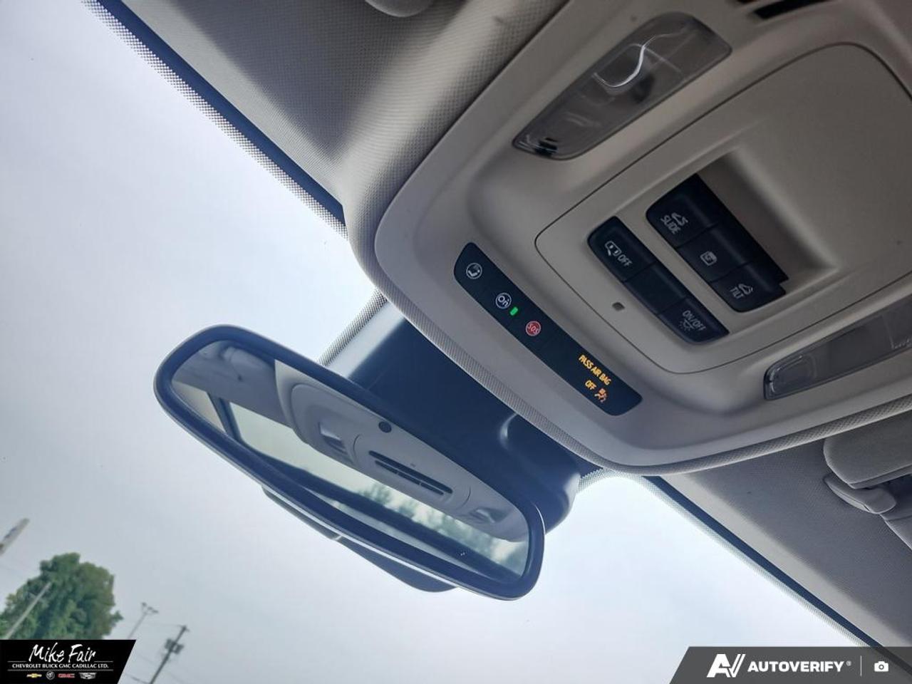 2022 Buick Envision Essence AWD,moonroof,safety alert seat,heated front seats/outside mirrors/steering wheel,memory settings Photo