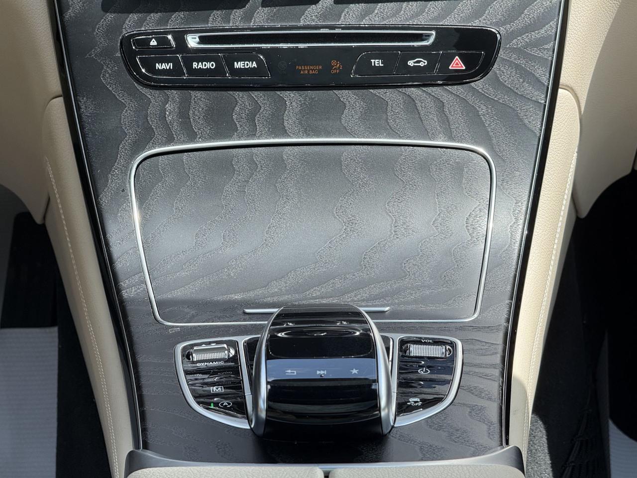 2019 Mercedes-Benz GLC-Class 300 //AMG SPORT | PANO | LOADED - Photo #25