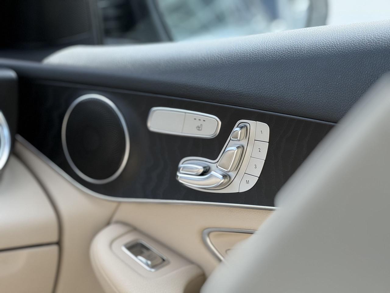 2019 Mercedes-Benz GLC-Class 300 //AMG SPORT | PANO | LOADED - Photo #26