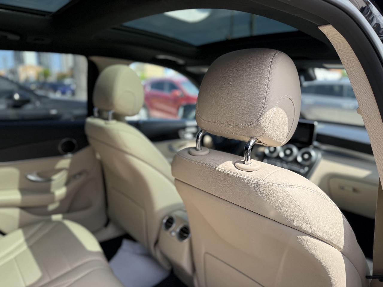 2019 Mercedes-Benz GLC-Class 300 //AMG SPORT | PANO | LOADED - Photo #36